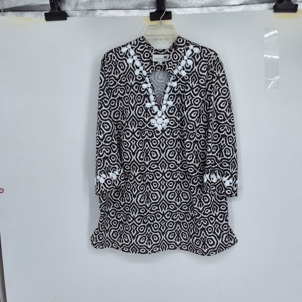 Liz Lange 1x Black and White Geometric Tunic